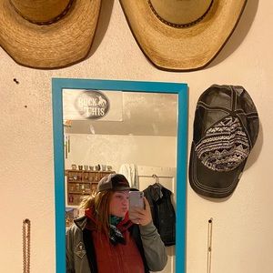 Meet your Posher, Kassidy